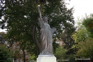 Jardin de Luxembourg-statuia libertatii Jardin de Luxembourg-statuia libertatii