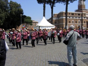 Parada langa castelul Sant' Angelo Parada langa castelul Sant' Angelo