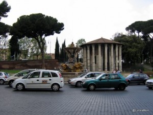 Piazza Bocca de la Verita Piazza Bocca de la Verita