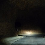 tuneluri sapate direct in piatra