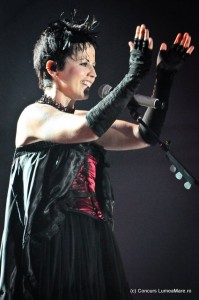 Manuela Cepoi Zambet de vedeta - Dolores O'Riordan-Cranberries Manuela Cepoi Zambet de vedeta - Dolores O'Riordan-Cranberries