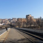 spre monumentul Asenilor